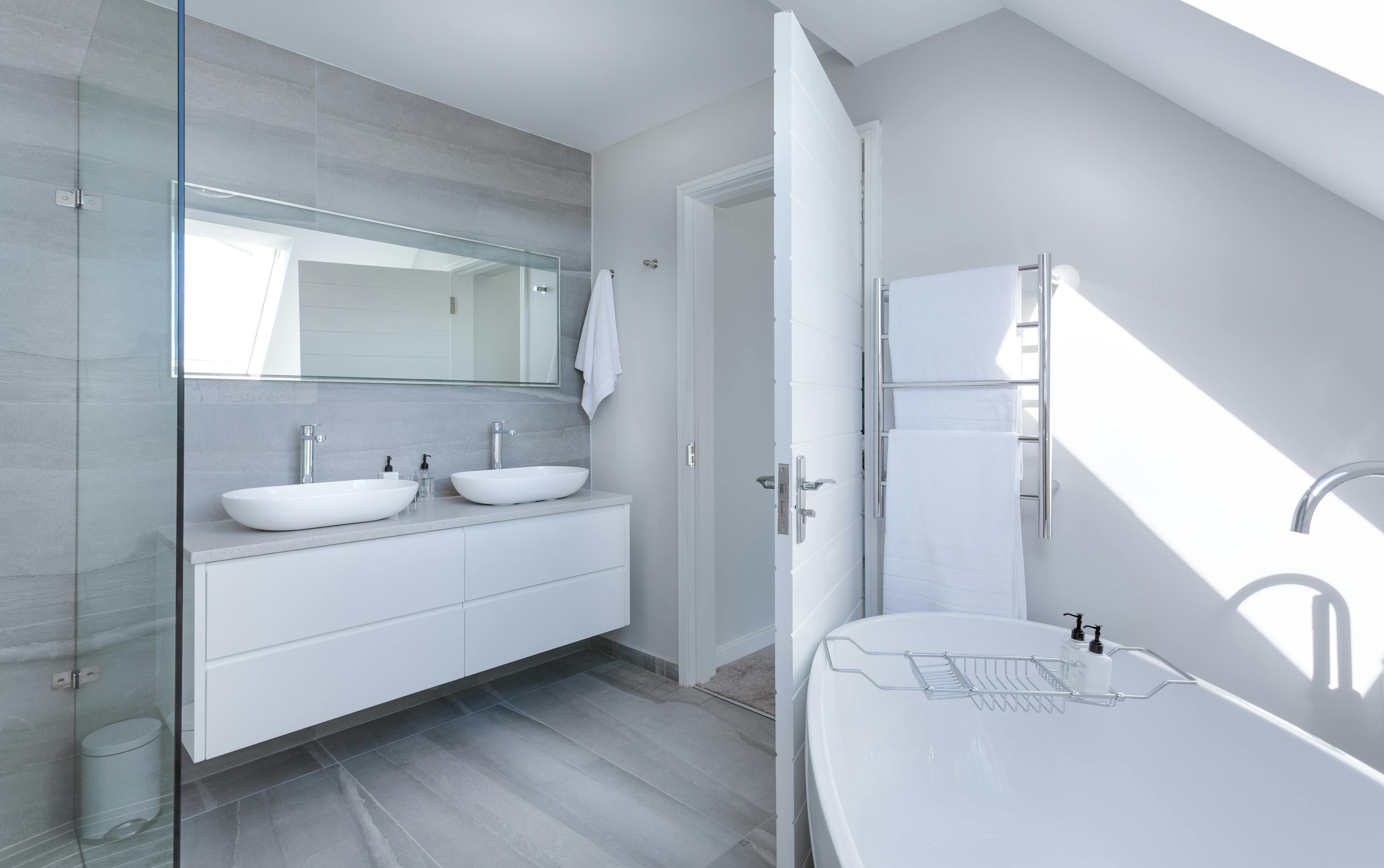 Why Winter Is the Perfect Time to Upgrade Your Bathroom