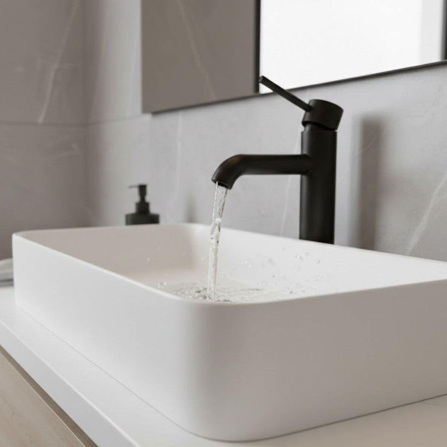 Matte Black Onyx Flow Matte Stream