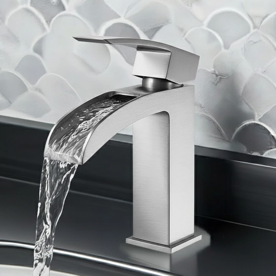 Nickel Cascade Open Flow CM01153BN